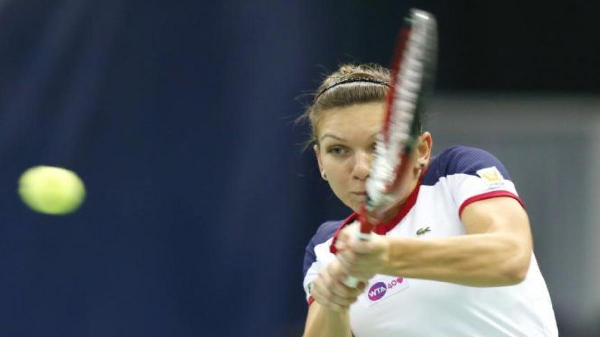 Simona Halep va încheia anul pe 2013 pe locul 11 WTA şi devine prima jucătoare din România care câştigă un milion de dolari într-un an