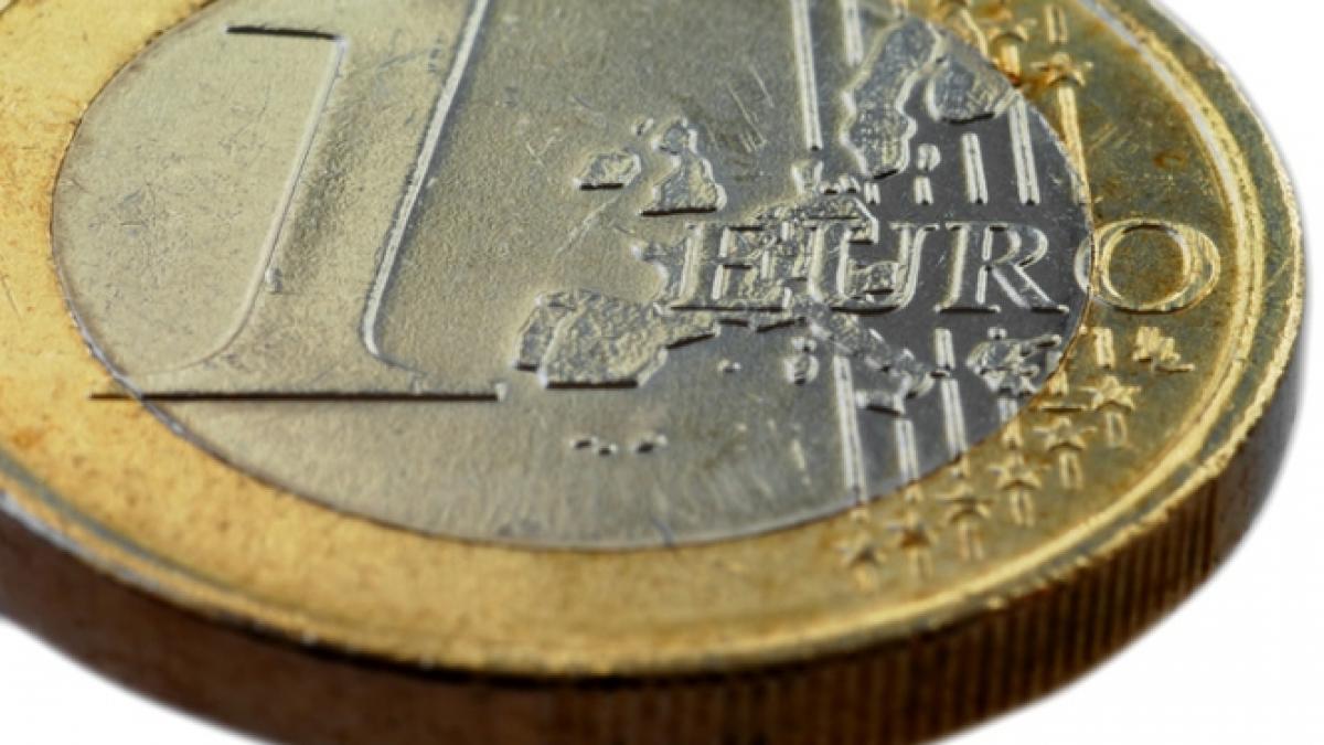 Moneda naţională a deschis ziua în scădere. Vezi cursul BNR