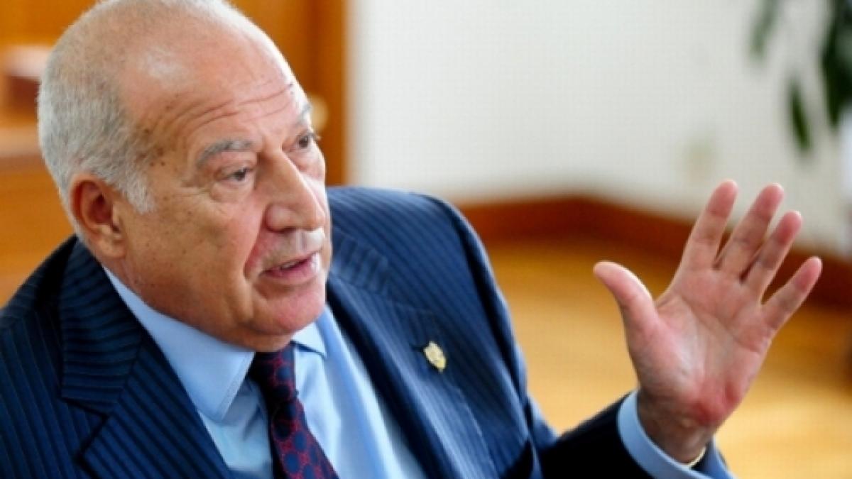 Dan Voiculescu: Băsescu a încercat să mai câştige câteva clipe de atenţie 