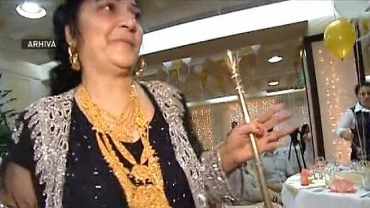 Soţul vrăjitoarei Maria Câmpina, suspectat de ÎNŞELĂCIUNE IMOBILIARĂ