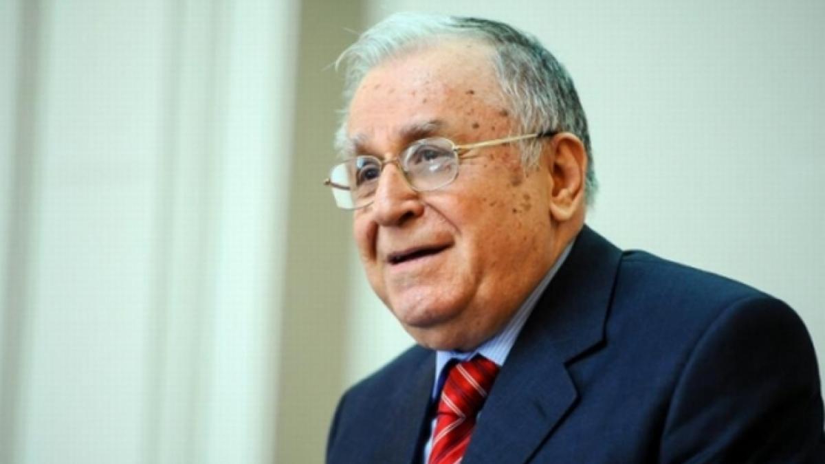 Ion Iliescu: &quot;Afacerea CEC&quot; completează profilul moral al lui Băsescu