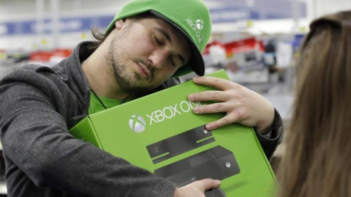 Microsoft a lansat consola Xbox One. Vânzările au atins un nou RECORD