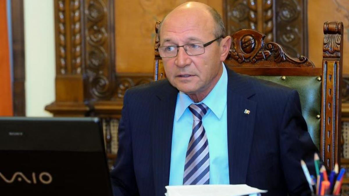 Şedinţa CSAT, convocată de Băsescu în perioada în care Ponta are pregătite întâlniri cu premierii mai multor state