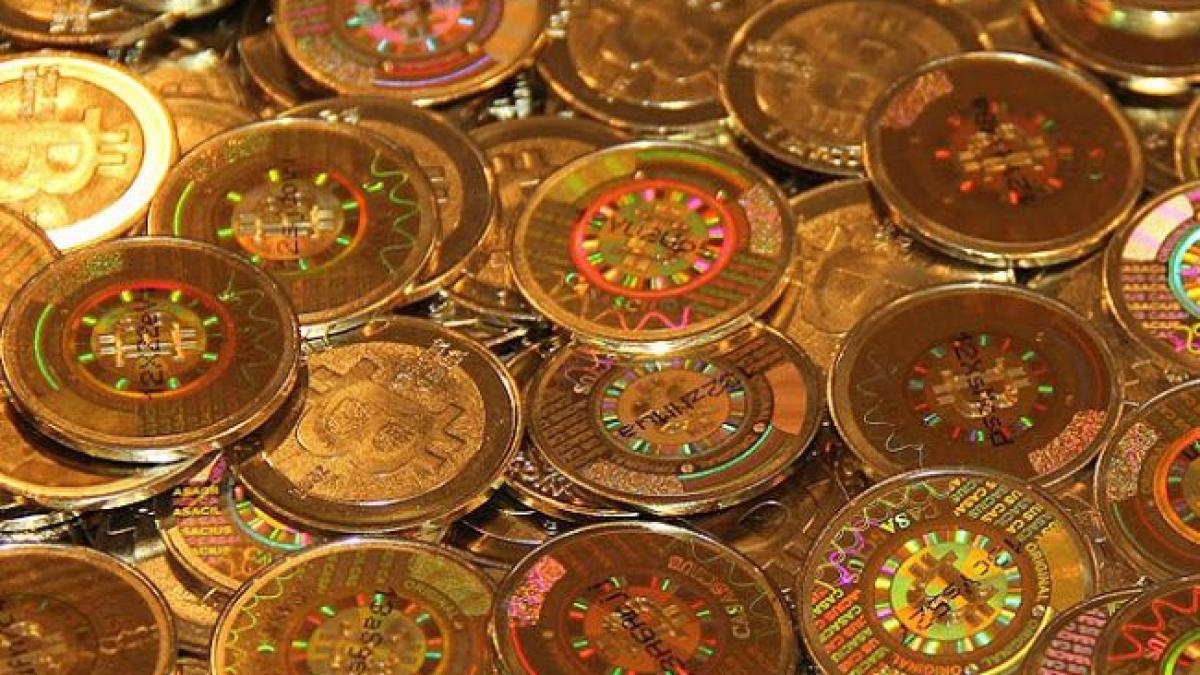 Creatorii Bitcoin şi al Silk Road, cunoştinţe apropiate, speculează cercetătorii