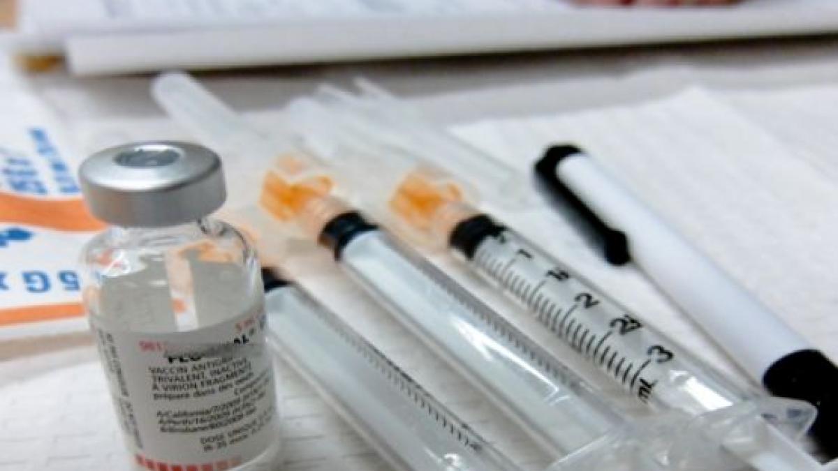 400.000 de doze de vaccin antigripal produs de Cantacuzino, pe piaţă din 20 decembrie