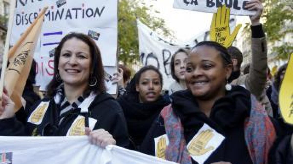 Manifestaţie de amploare la Paris, împotriva rasismului