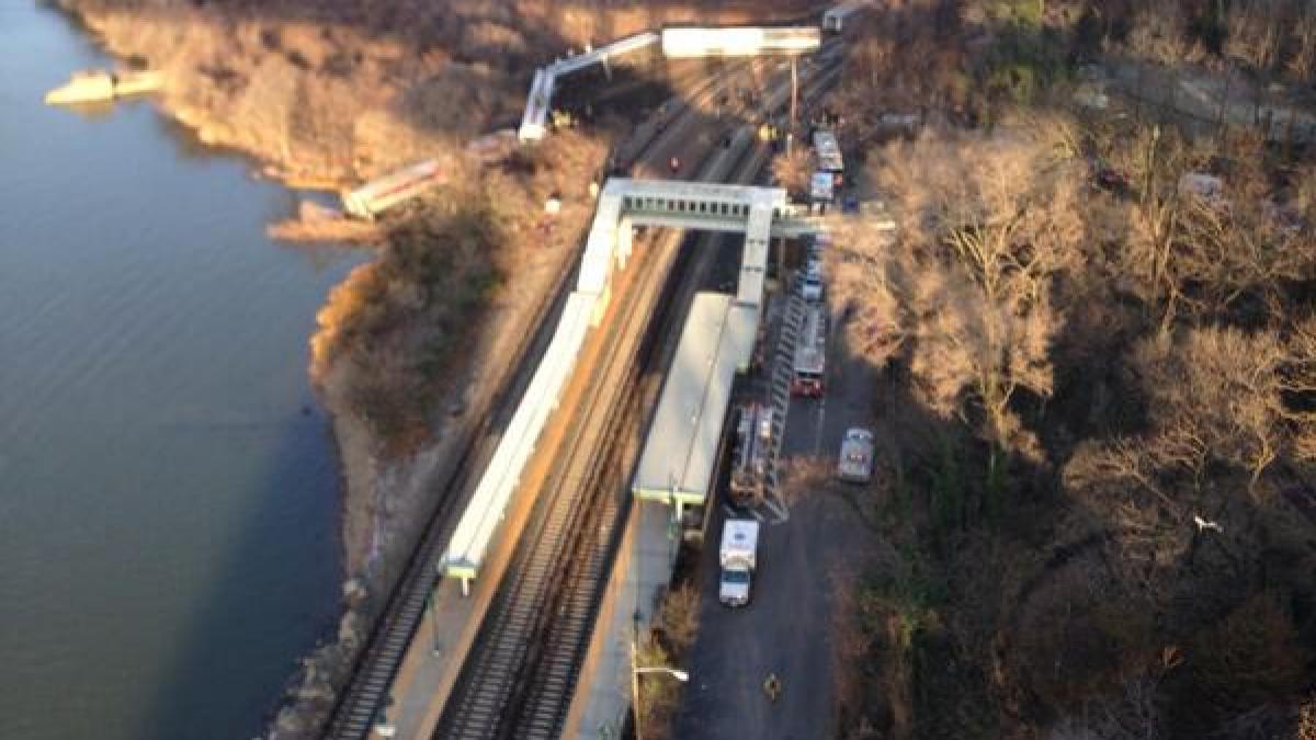 UPDATE. Cel puţin patru persoane au murit în accidentul feroviar din Bronx, New York