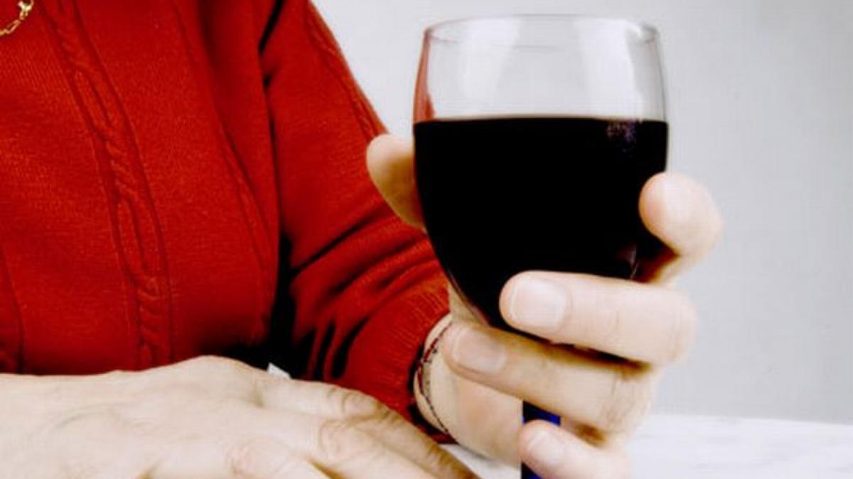 S-a dovedit ştiinţific: persoanele inteligente consumă mai mult alcool