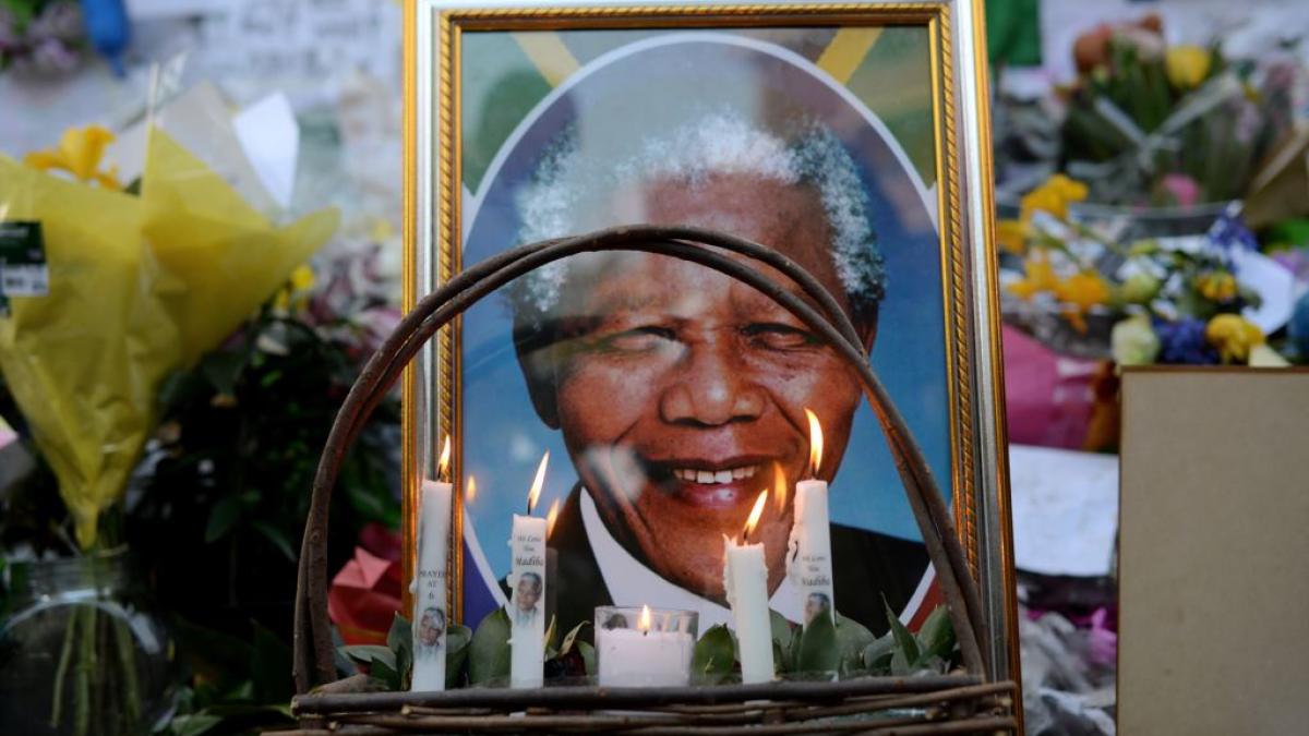 Zeci de șefi de stat așteptați la funeraliile lui Nelson Mandela