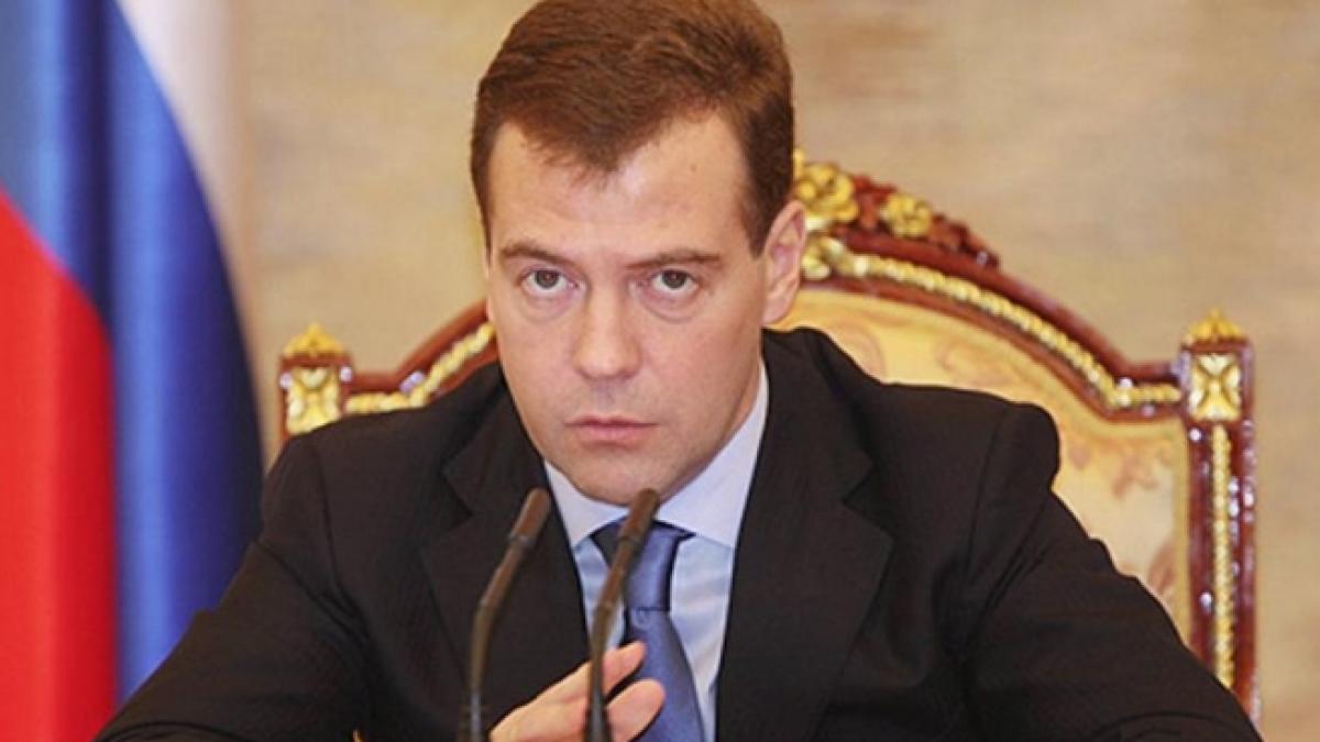 Dmitri Medvedev NEAGĂ existenţa unui conflict între el şi Vladimir Putin