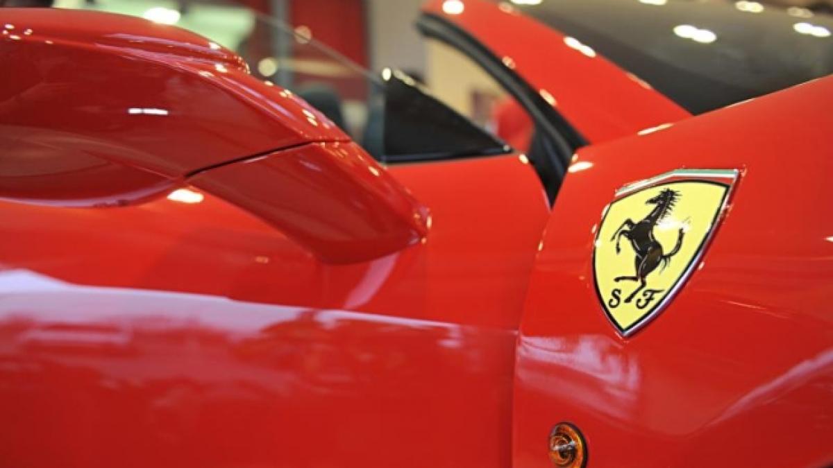 Income: Ferrari, MAŞINA NAŢIONALĂ a României