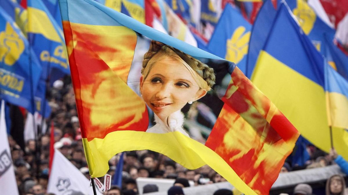 UE este îngrijorată. &quot;Criza din Ucraina ar putea &quot;degenera&quot; după descinderea la sediul opoziţiei&quot;