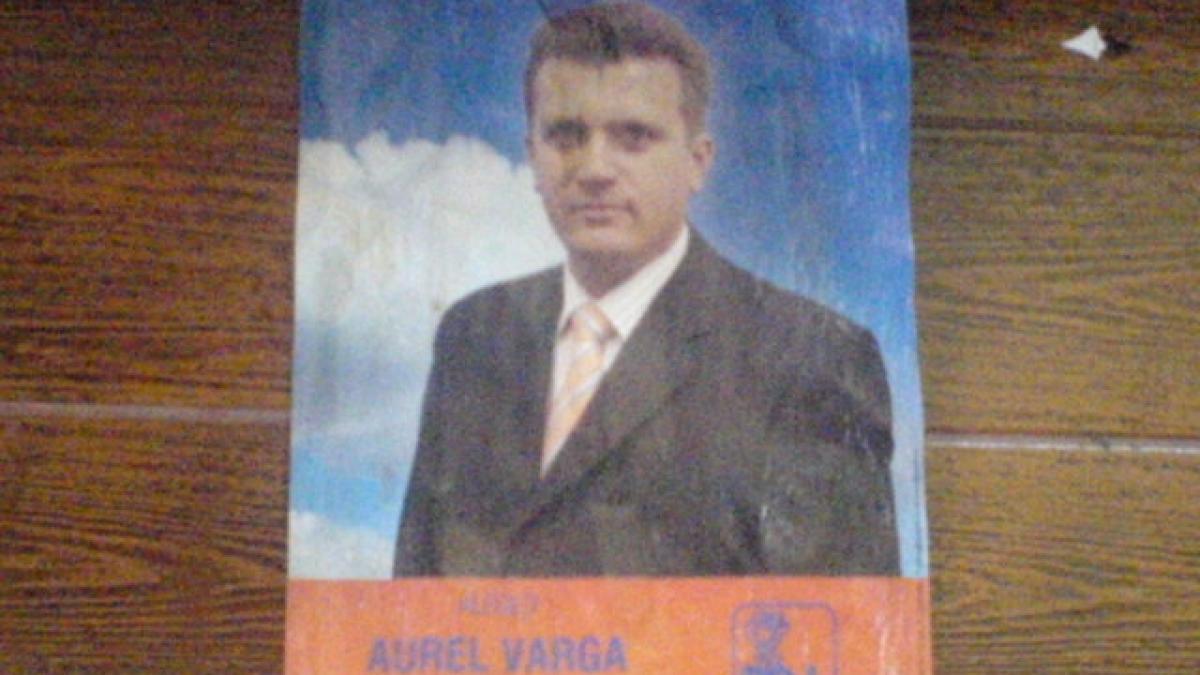 Primarul unei comune băcăuane a fost arestat aseară. Ar fi adus un prejudiciu de 1 milion de lei la bugetul comunei 