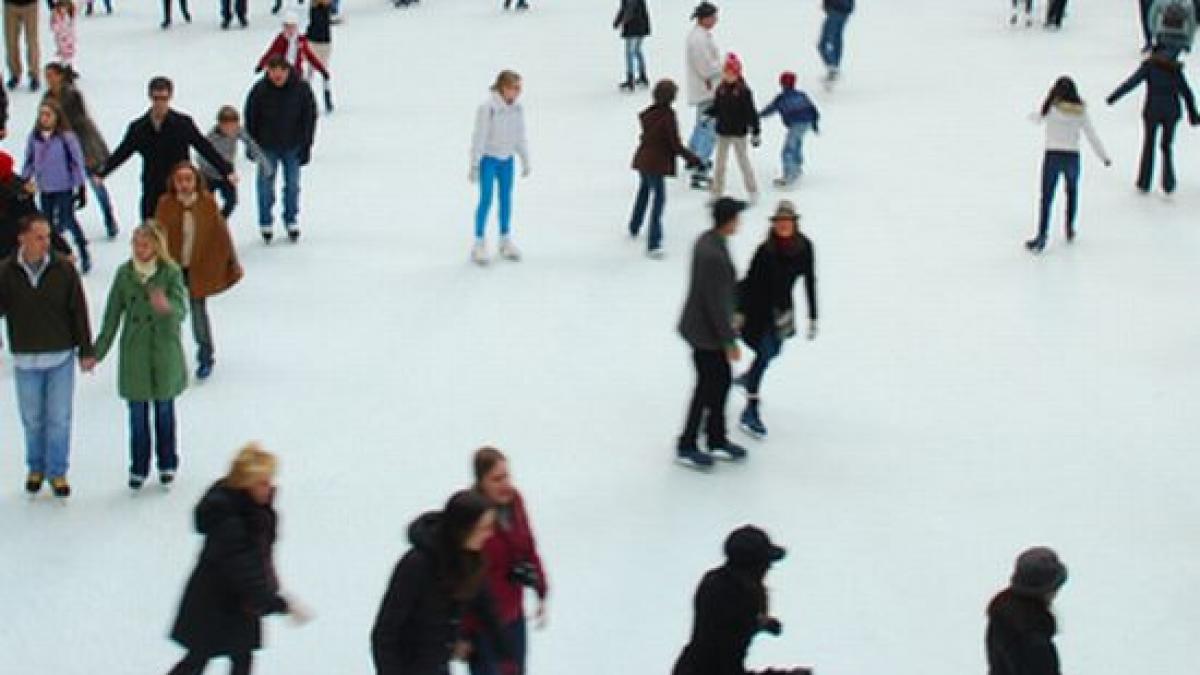 Un nou patinoar s-a deschis în sectorul 3 al Capitalei