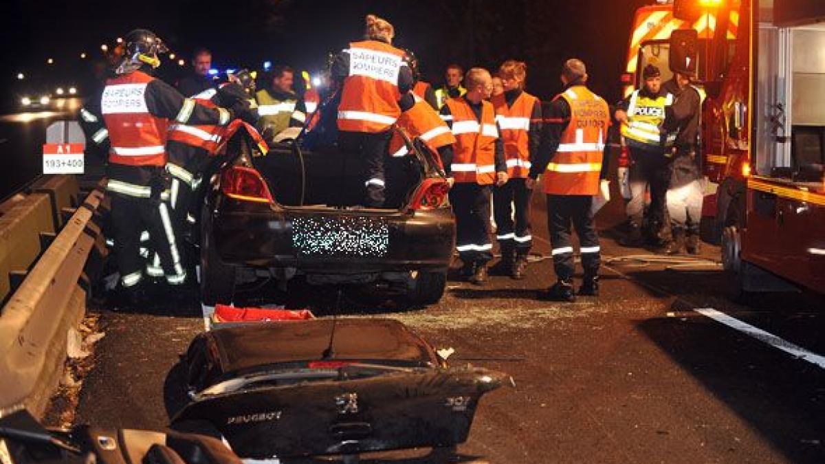 Tragedie pe A1, la intrare în Piteşti. Un jandarm şi fiica lui au murit din cauza unui şofer vitezoman care a intrat pe contrasens