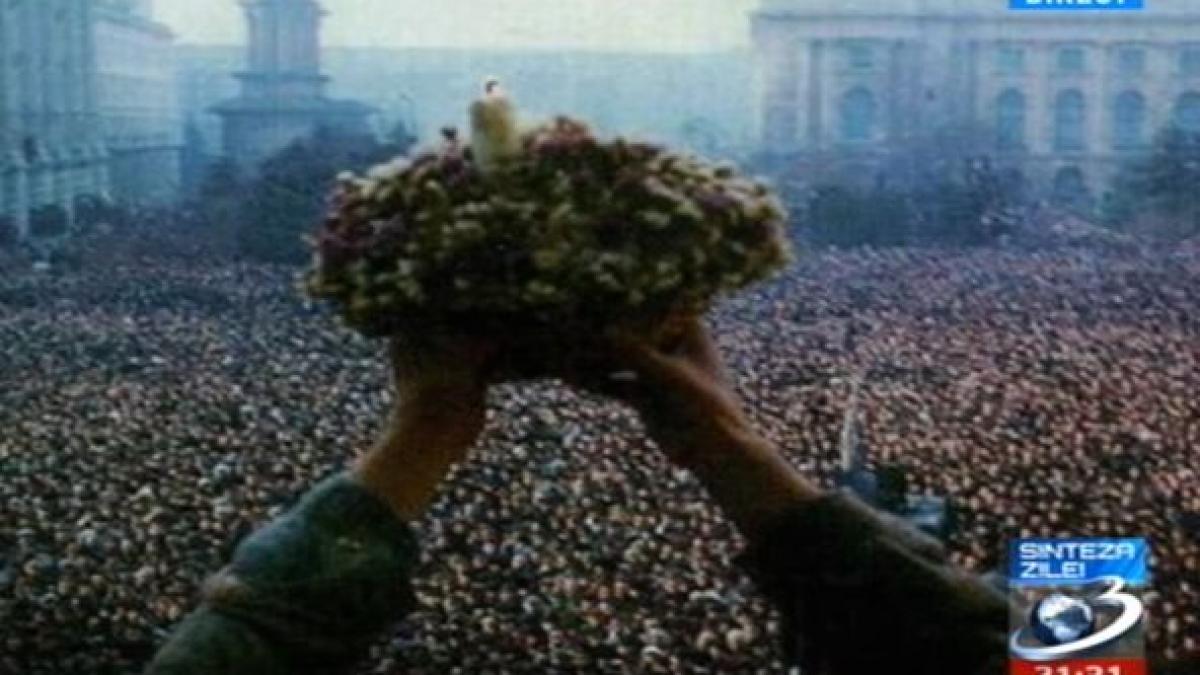 Imagini-simbol de la începutul revoluţiei din 1989, prezentate la Sinteza Zilei. „Gândurile noastre merg pentru cei care s-au jertfit&quot;