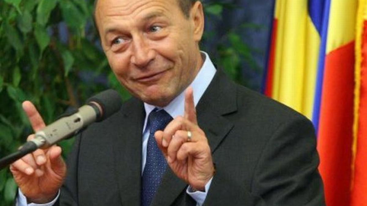 Procurorul general al României îi cere preşedintelui Băsescu să nu promulge Codul penal