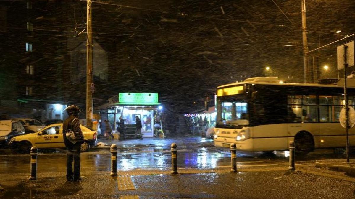 Programul RATB de CRĂCIUN şi REVELION: Iată cum vor circula autobuzele, troleibuzele şi tramvaiele de sărbători