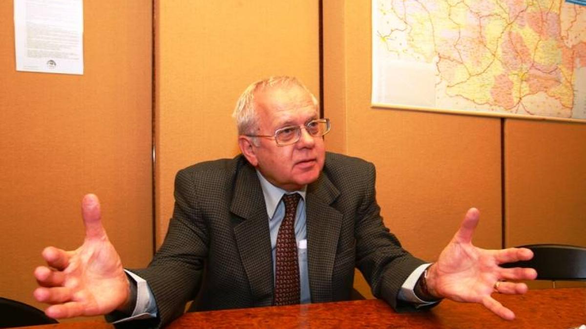 Victor Babiuc ar putea fi eliberat condiţionat. Fostul ministru al Apărării este în arest din 21 mai