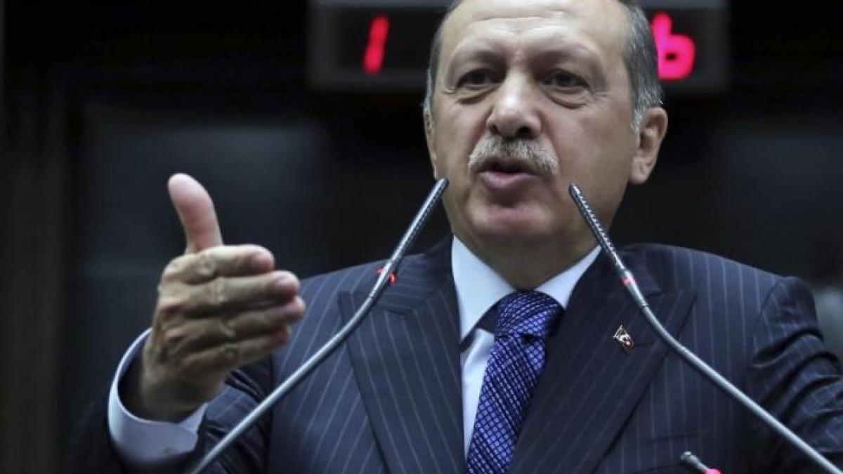 Remaniere guvernamentală în Turcia, pe fondul scandalului de corupţie. Anunţul, făcut de premierul Erdogan