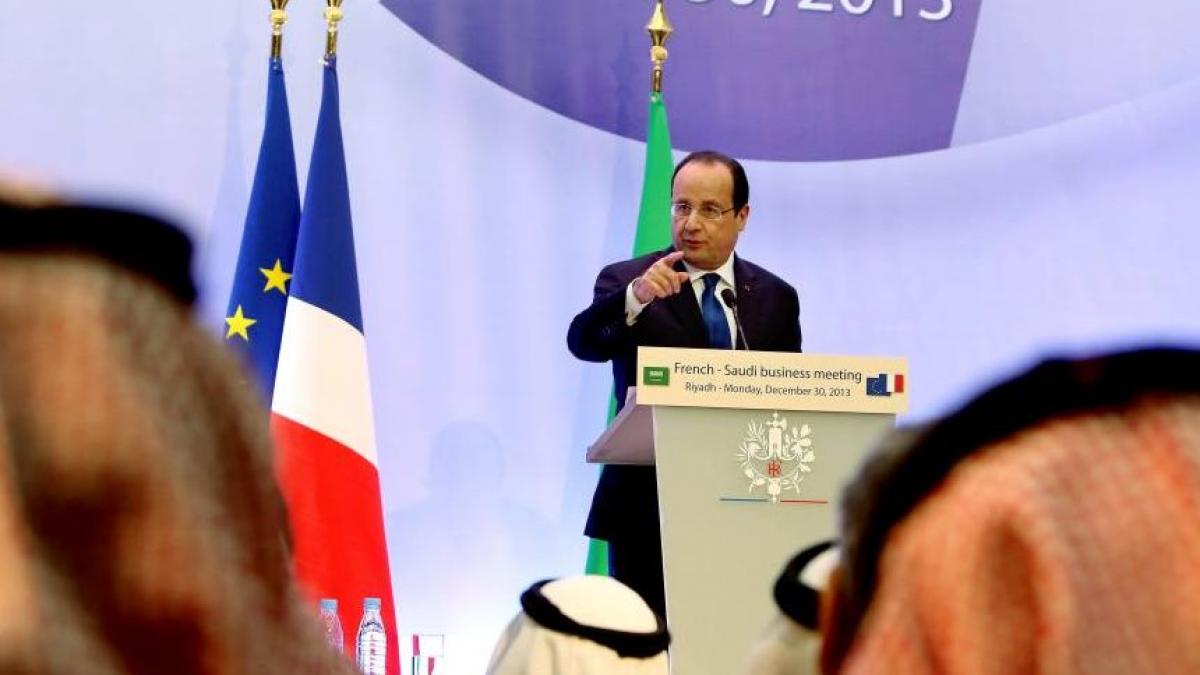 François Hollande anunţă eliberarea unui preot francez răpit în noiembrie în Camerun