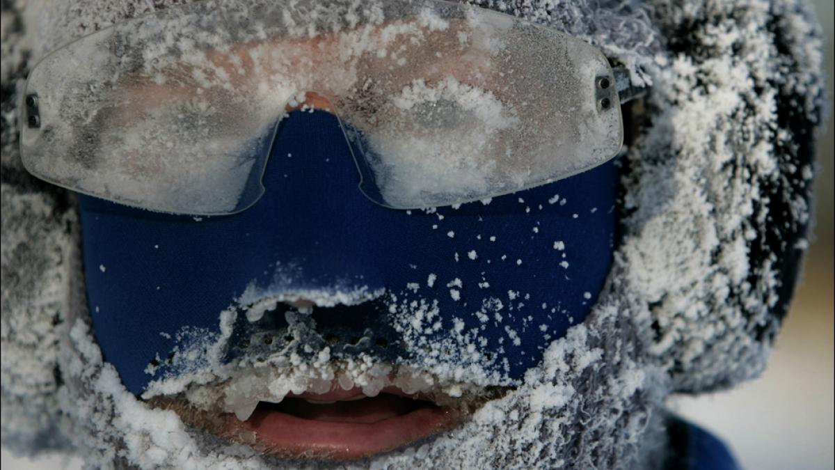 Nu s-a mai întâmplat asta din 1896. Americanii au ÎNGHEŢAT la temperaturi POLARE