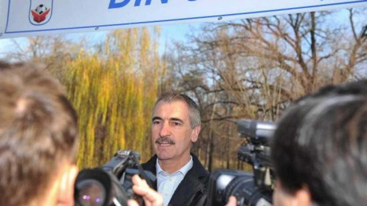 Silviu Lung, implicat într-un accident de circulaţie. Fostul mare portar al Craiovei  a fost rănit grav