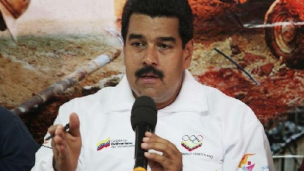 Miniştrii Guvernului venezuelean şi-au pus mandatele la dispoziţia preşedintelui Nicolas Maduro