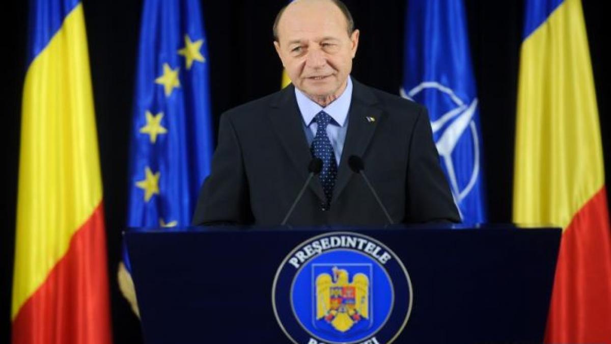 Băsescu: Ponta se plânge că îi trimit legile înapoi. Sunt foarte proaste, nu am ce face