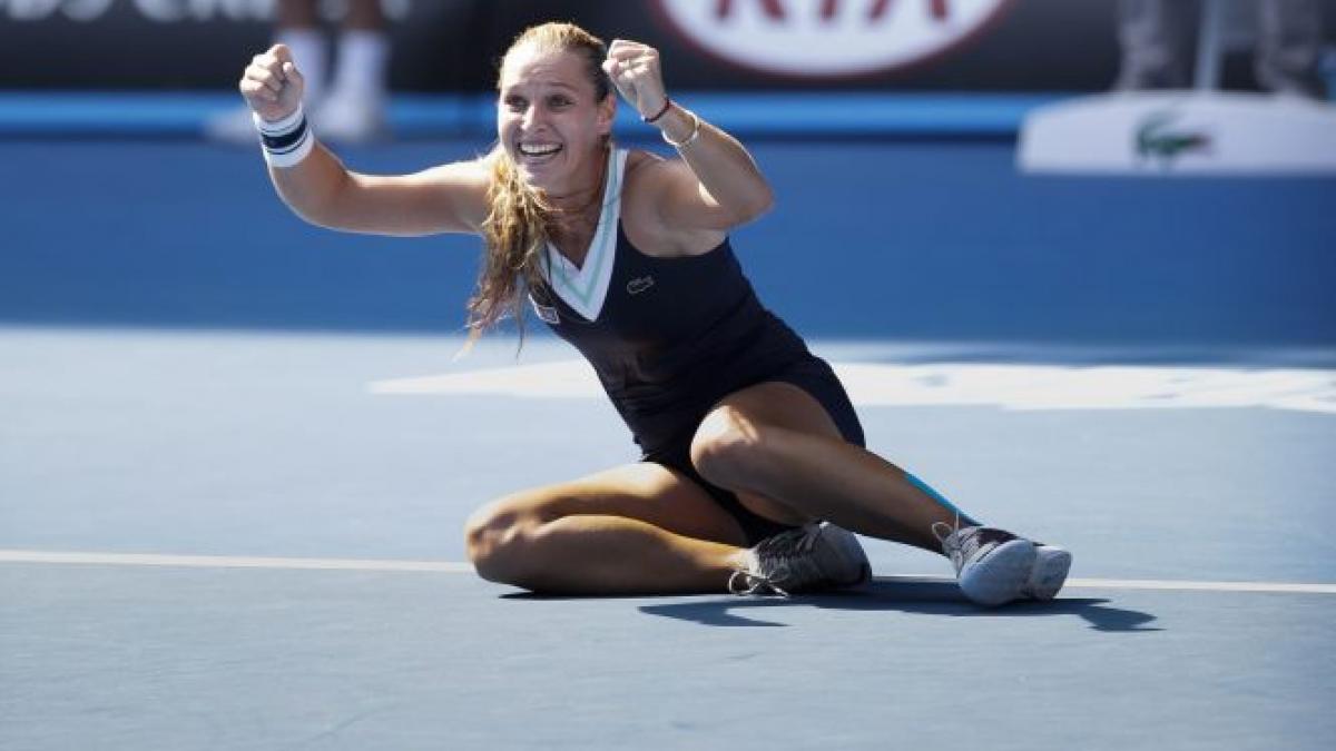 Dominika Cibulkova şi Li Na vor juca finala feminină de la Australian Open