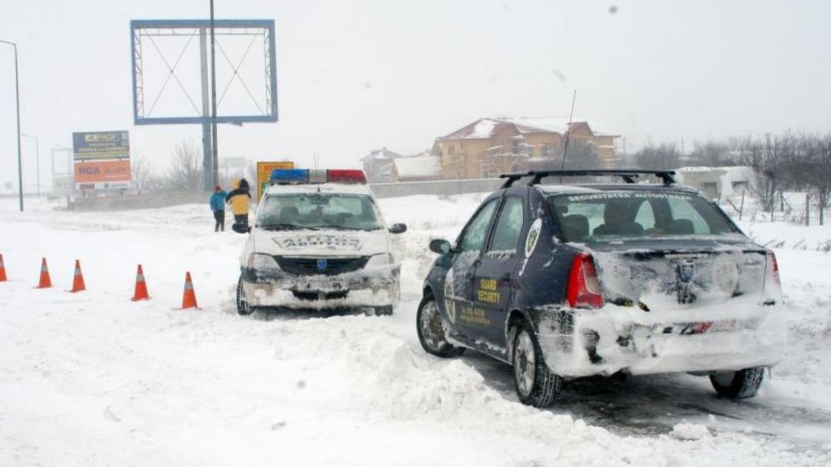 CNADNR: Facem apel către participanţii la trafic să EVITE pe cât posibil deplasările în ţară