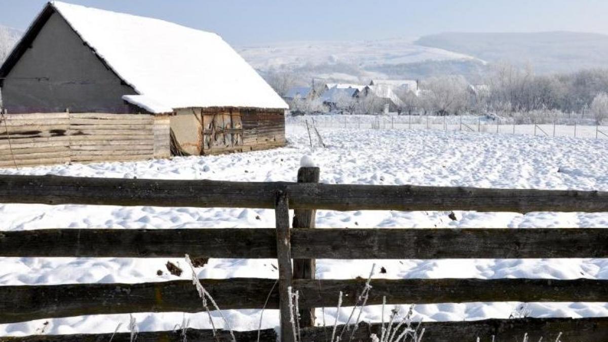 Peste 11.000 de persoane IZOLATE în judeţul Prahova, din cauza condiţiilor meteo