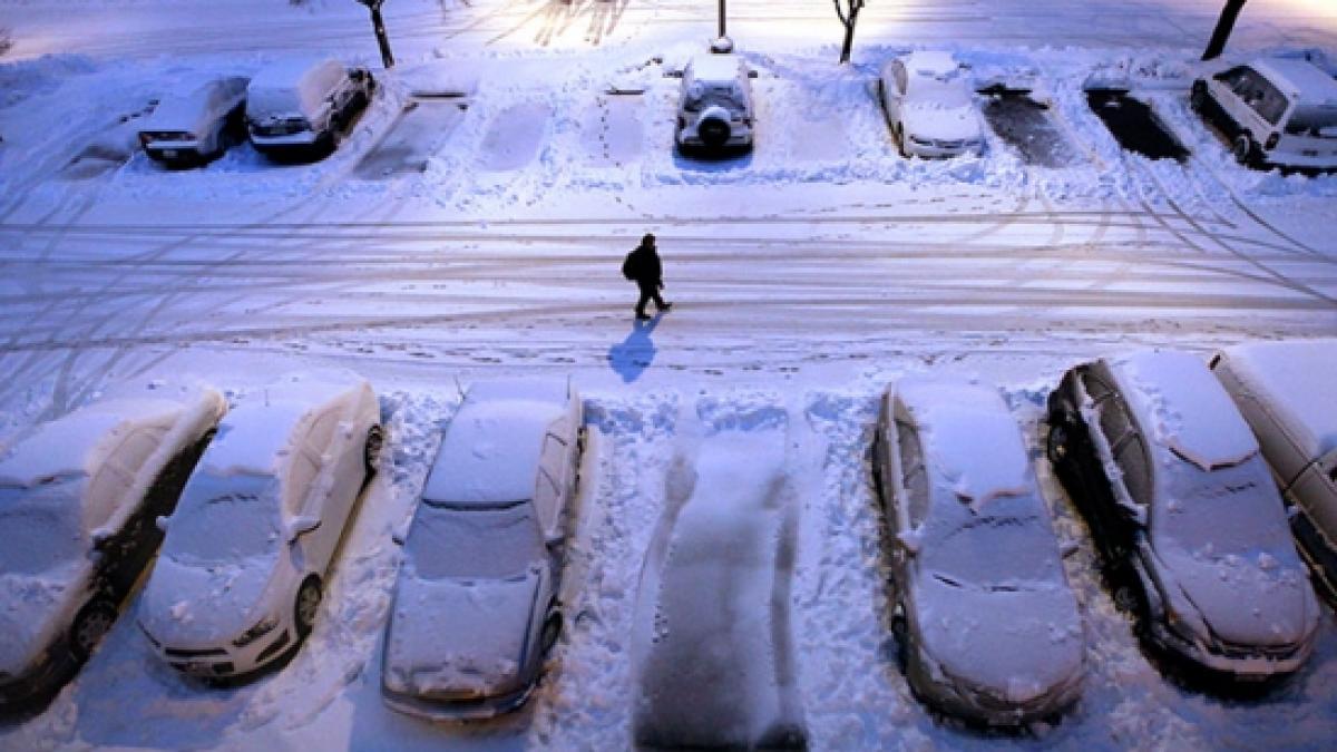 Unde este cel mai FRIG în România. Vezi harta temperaturilor şi harta stratului de zăpadă