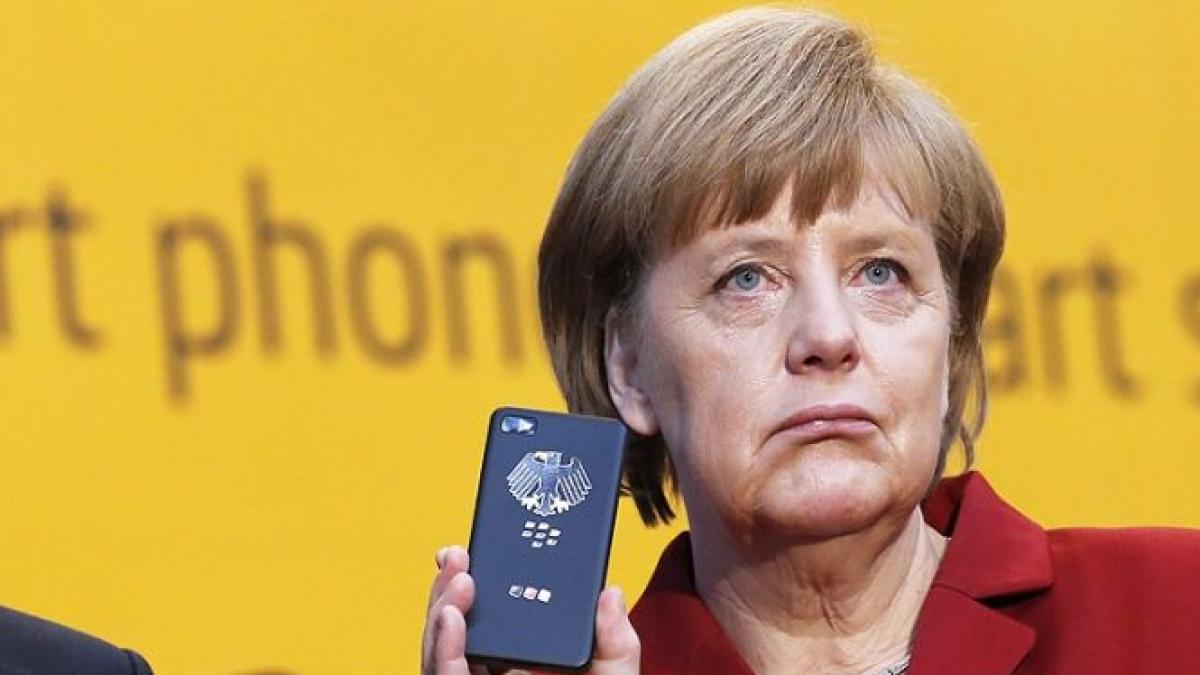 Hackerii europeni dau în judecată guvernul german în frunte cu Angela Merkel