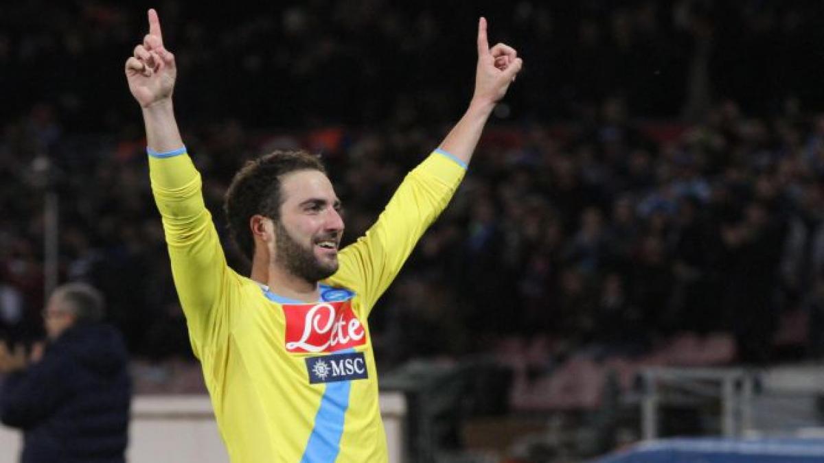 Higuain visează să-i calce pe urme lui Maradona: „Vreau Cupa Mondială şi titlul cu Napoli”