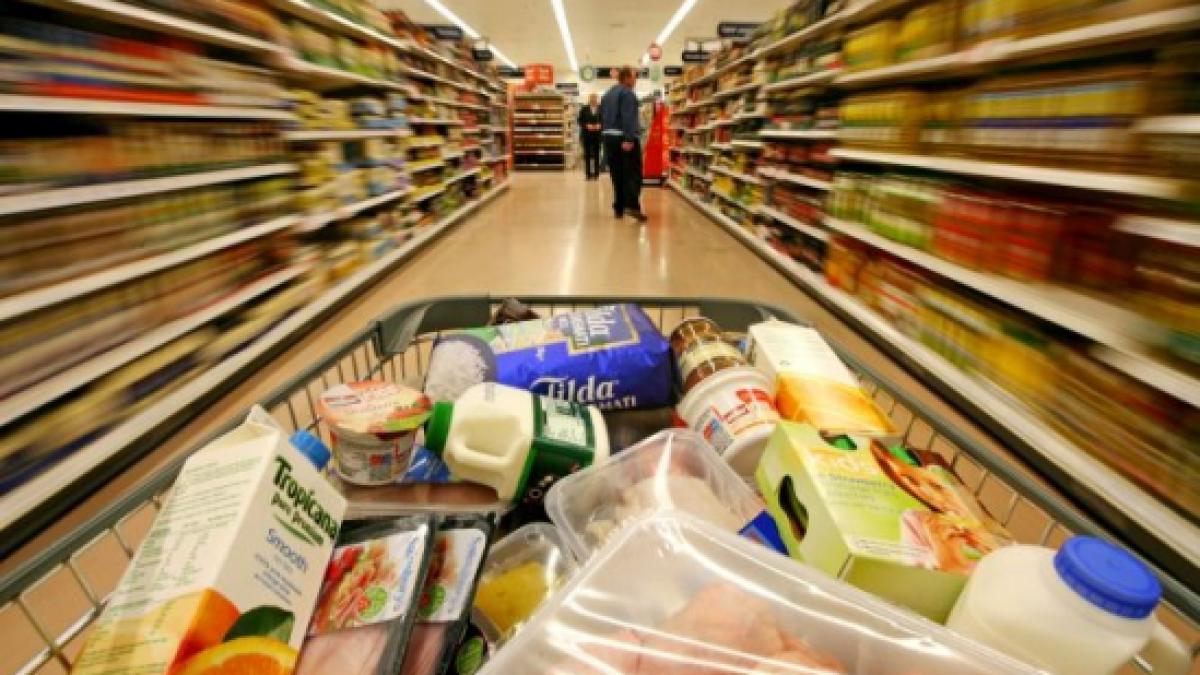 Preţurile de consum au crescut cu 0,9% în ianuarie. Care sunt produsele cu cele mai mari scumpiri