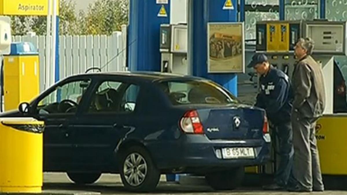 Daily Income. Acciza la carburanţi se aplică din aprilie. „Impactul este consistent în puterea de cumpărare a populaţiei&quot;