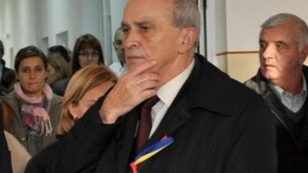 Preşedintele CJ Prahova, Mircea Cosma, rămâne în libertate