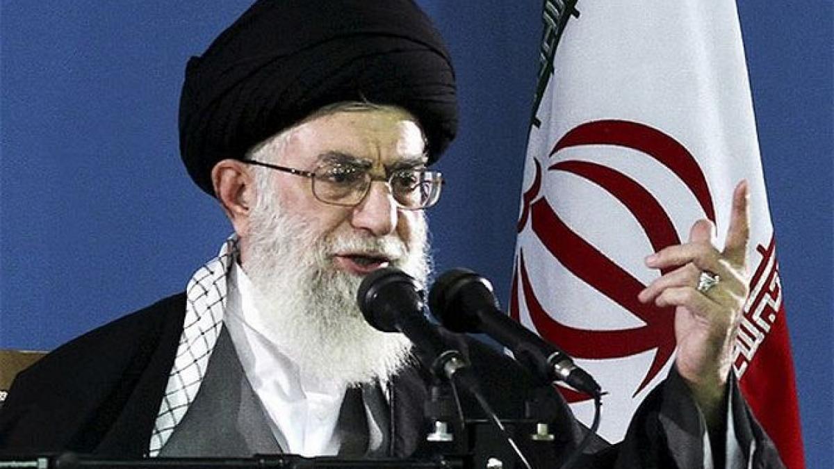 Ayatollahul Ali Khamenei a ORDONAT crearea unei &quot;economii de rezistenţă&quot;