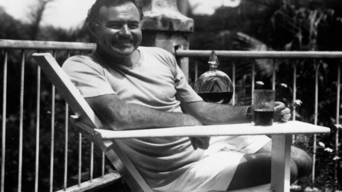 Cuba pune la dispoziţia cercetătorilor americani peste 2.000 de documente despre Hemingway