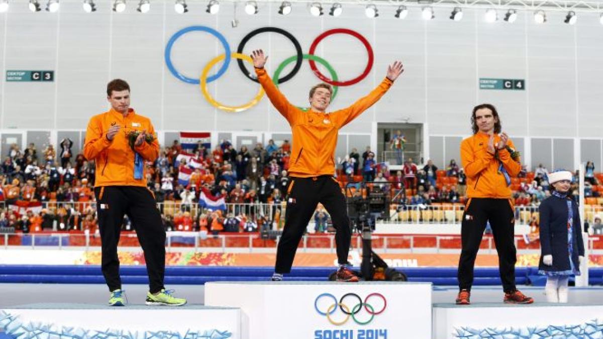 O nouă triplă olandeză la patinaj viteză. Jorrit Bergsma, medalie de aur şi record olimpic la 10.000 de metri