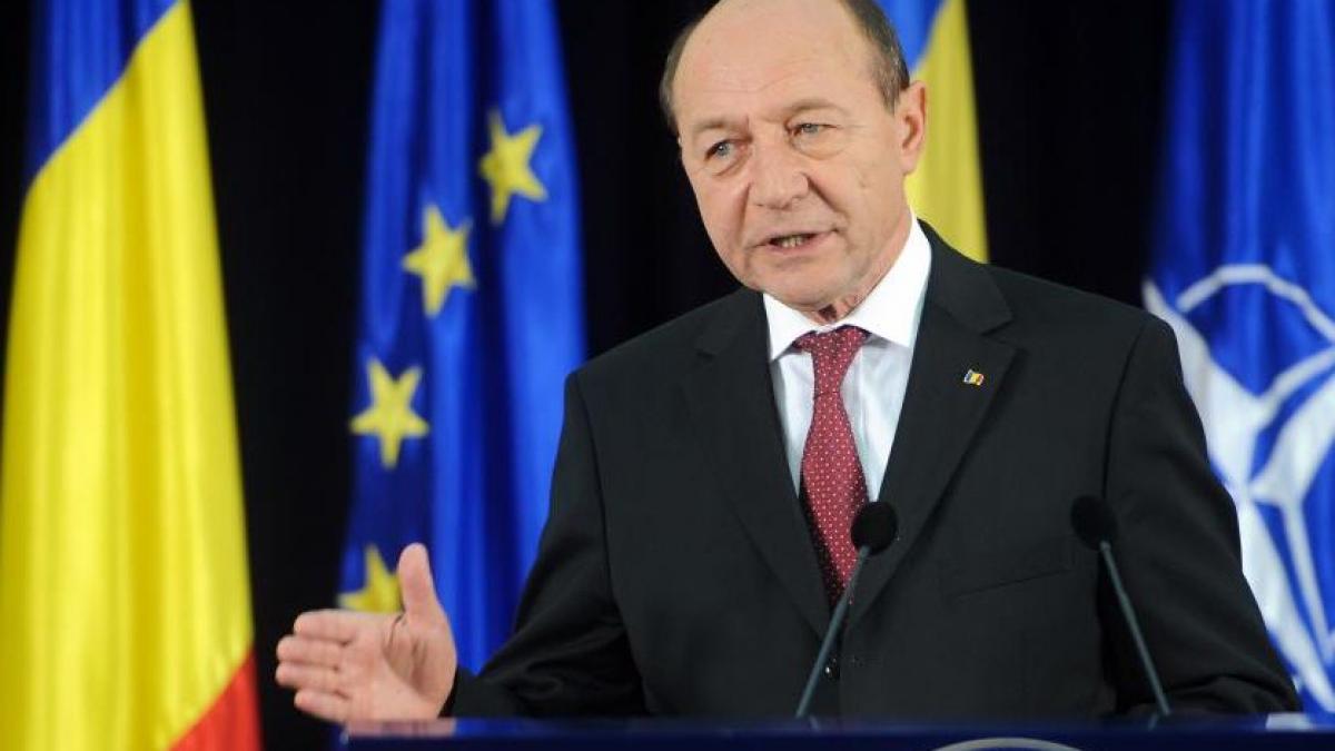 Traian Băsescu cere DEMISIA ministrului Mariana Câmpeanu şi REVOCAREA conducerii ASF