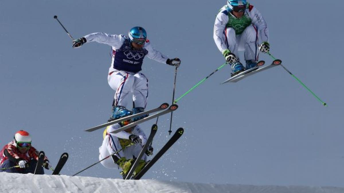 Sportivii francezi au monopolizat podiumul la Freestyle - Skicross masculin