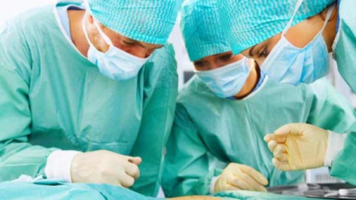 Pleacă medicii pe capete din România. Aproape 14.000 au primit, între 2008 şi 2013, certificate pentru a lucra în stăinătate