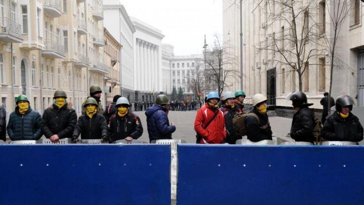 BBC: Protestatarii ucraineni AU PRELUAT CONTROLUL SEDIULUI ADMINISTRAŢIEI PREZIDENŢIALE