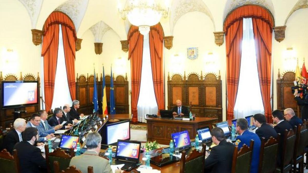 Preşedinţia: La Cotroceni a avut loc o şedinţă de lucru, nu o şedinţă CSAT