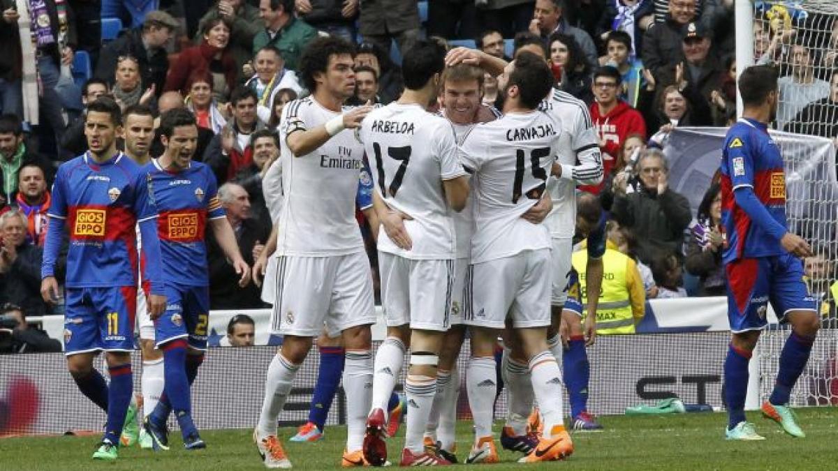 Cotidianul Le Monde, obligat să plătească peste 300.000 de euro cluburilor Real Madrid şi FC Barcelona