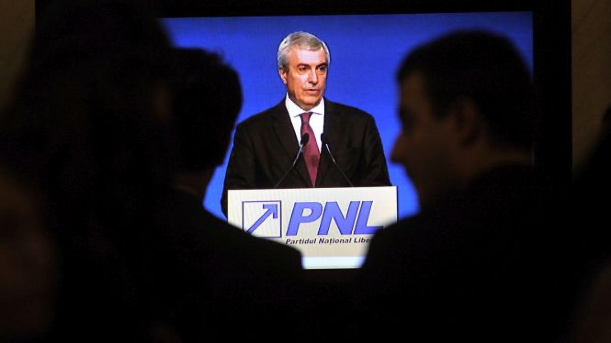 Început prost pentru partidul lui Tăriceanu. Cei care au anunţat că i se alătură au făcut un pas înapoi