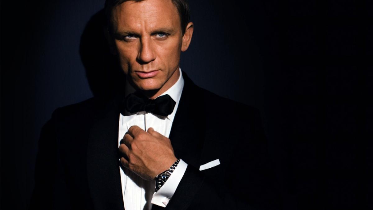 James Bond, gelos pe Jandarmeria Română. Au cumpărat camere de luat vederi ascunse în nasturi şi şuruburi