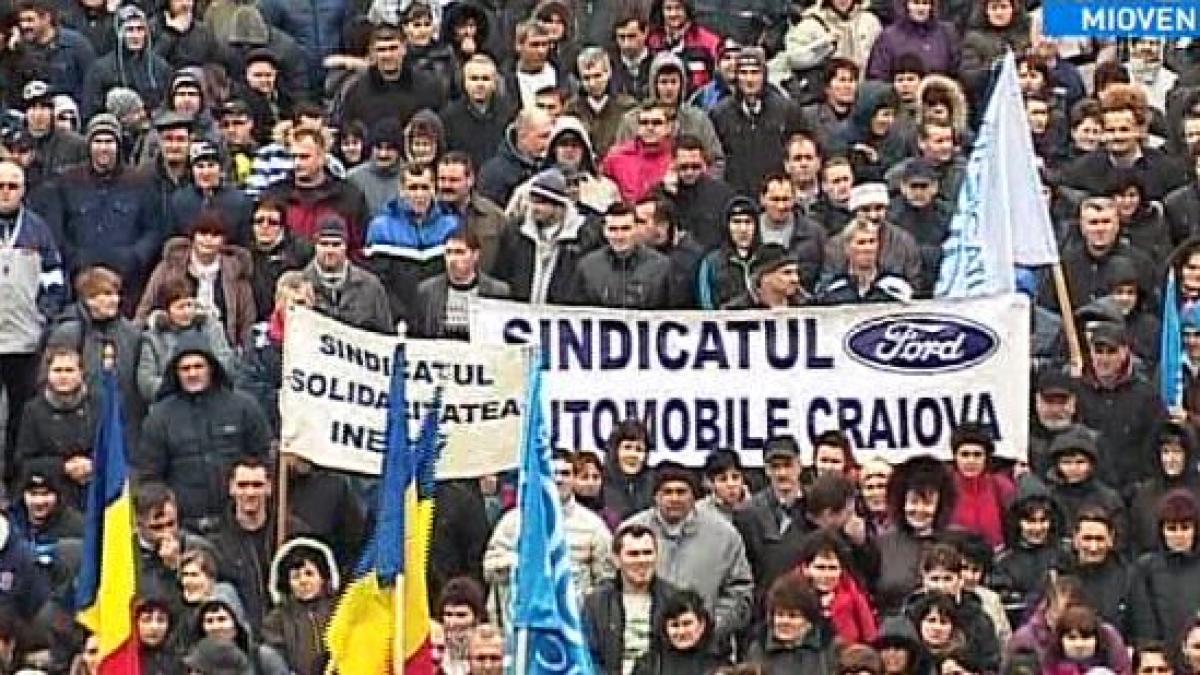 Aproximativ 11.000 de persoane au participat la un protest organizat de Sindicatul Autoturisme Dacia